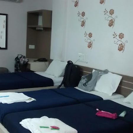 Divya Jyot Residency Bhuj Hotell Eksteriør bilde