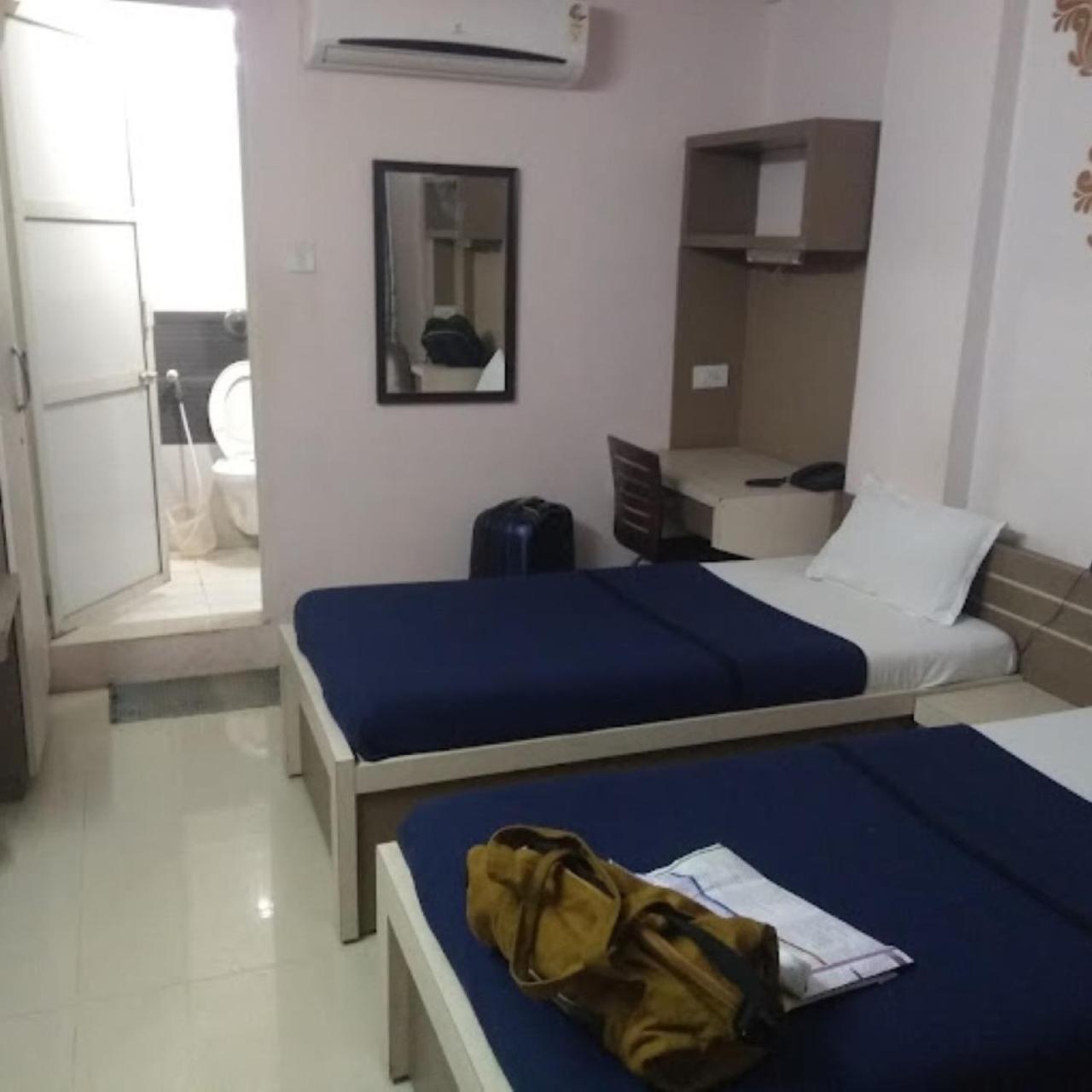 Divya Jyot Residency Bhuj Hotell Eksteriør bilde