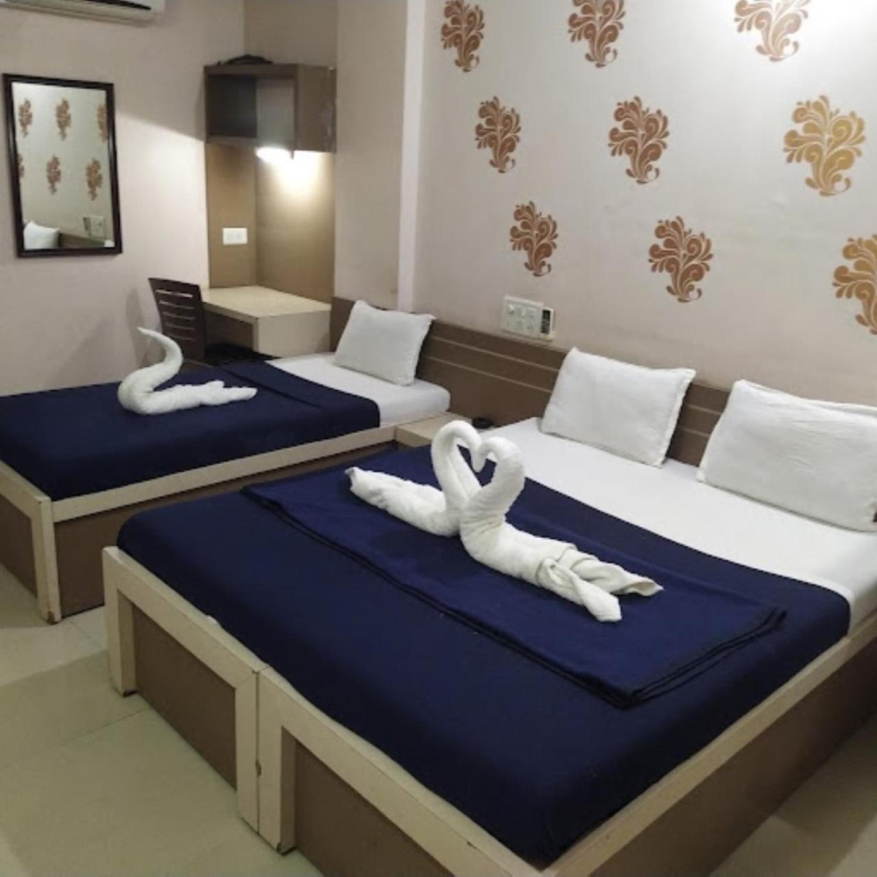 Divya Jyot Residency Bhuj Hotell Eksteriør bilde
