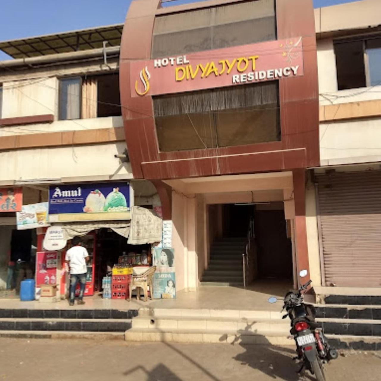 Divya Jyot Residency Bhuj Hotell Eksteriør bilde
